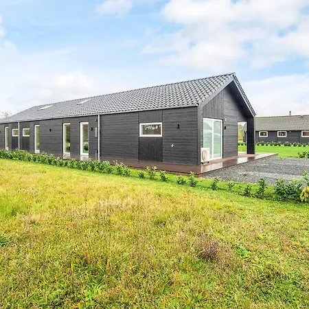 Xxxviii Holiday home